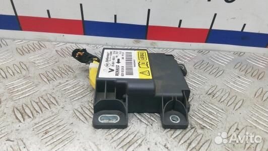 Блок управления airbag dacia sandero 1 (ABR17OQ01)