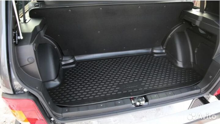 Коврик в багажник Нива 21213 4х4