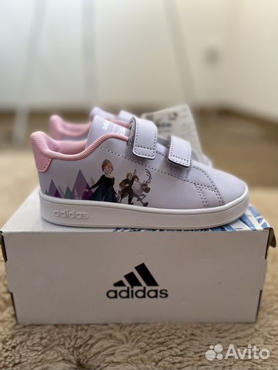 Новые кеды adidas для девочки 26