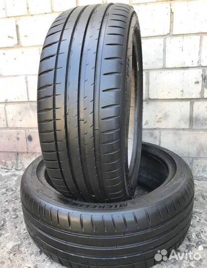 Michelin Pilot Sport 4 225/45 R19