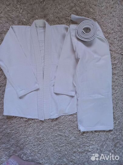 Кимоно для дзюдо детское. Пояс жёлтый