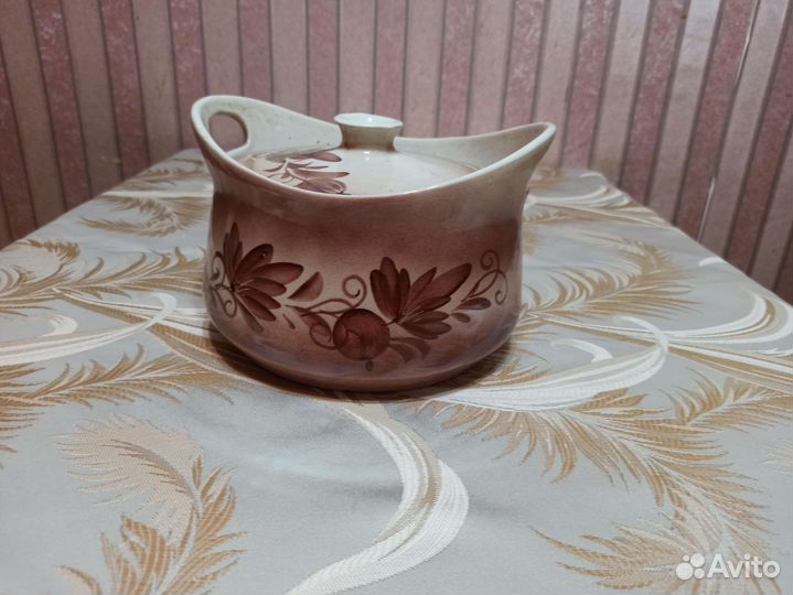 Горшок (кастрюля) керамический, термостойкий