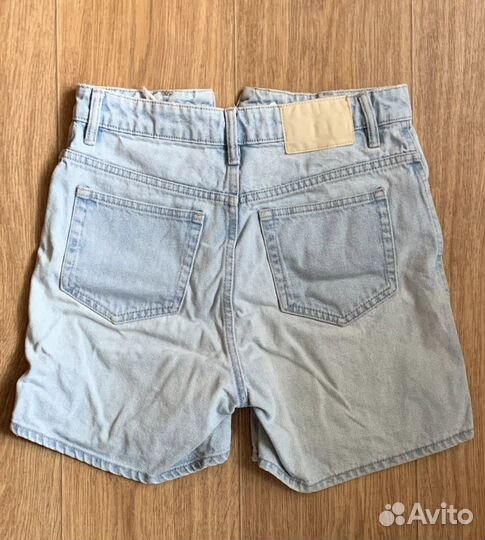 Джинсовые шорты