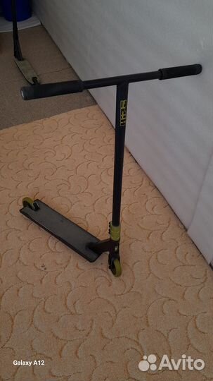 Трюковой самокат hipe h5