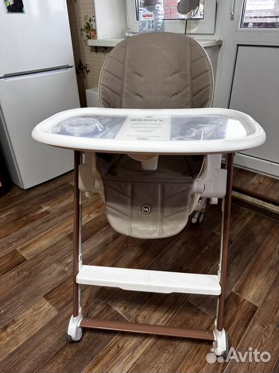 Стульчик для кормления happy baby berny v2