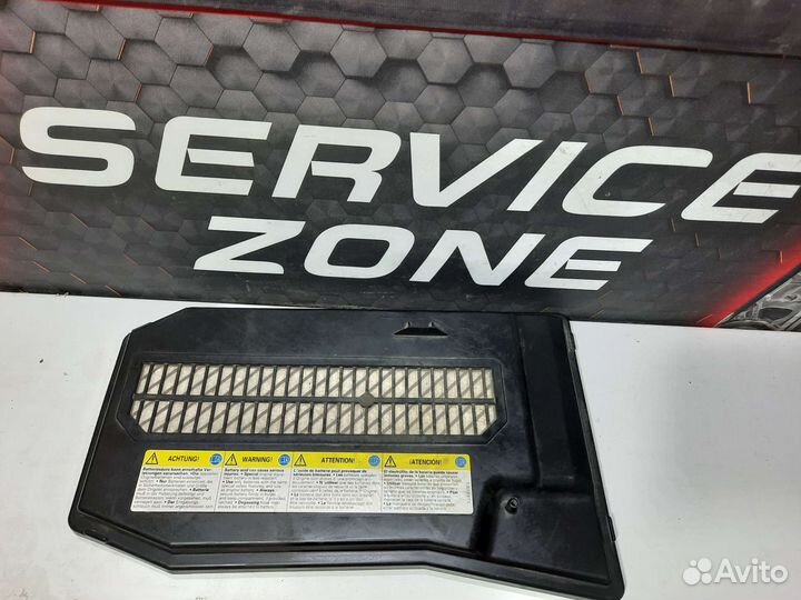 Крышка аккумулятора Porsche Cayenne