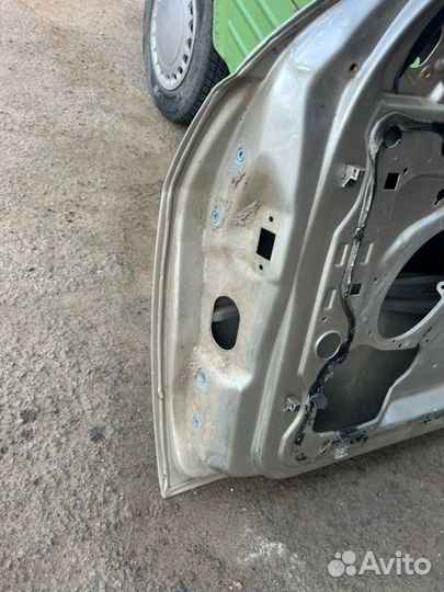 Дверь боковая передняя правая Ford Mondeo 3 седан