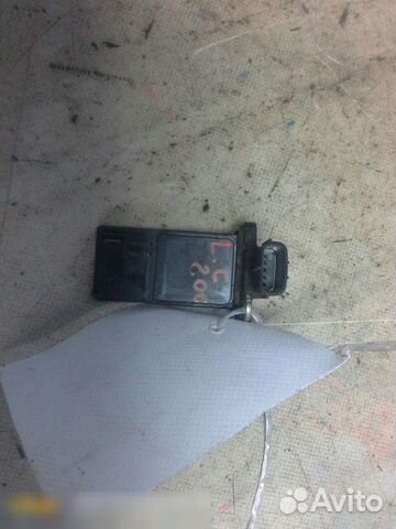 Расходомер воздуха (массметр) Toyota Land Cruiser