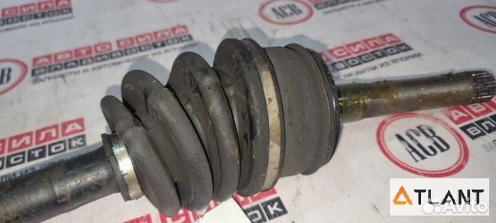 Привод передний правый toyota grand hiace