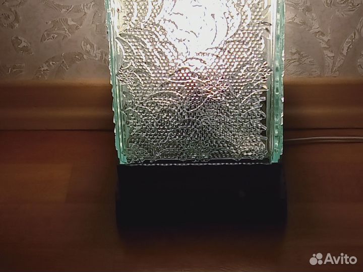 Светильник настольный,люстра 5 ламп