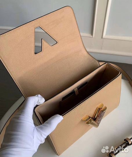 Сумка louis vuitton twist mm