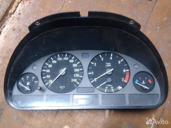 Бмв 520 523 Е39 комбинация приборов