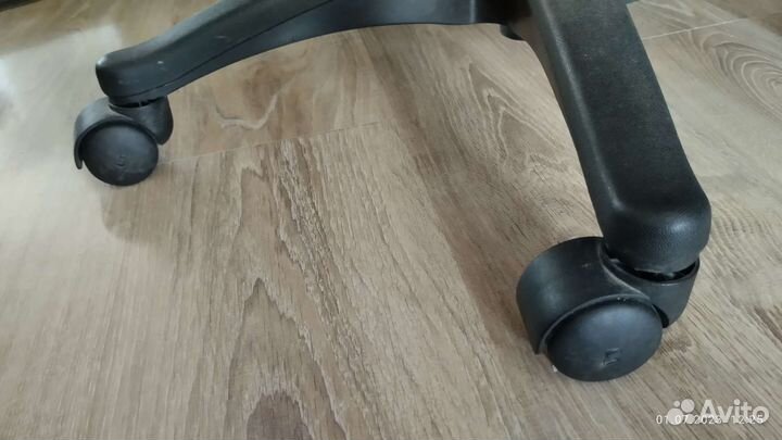 Кресло руководителя, кожаное, офисное