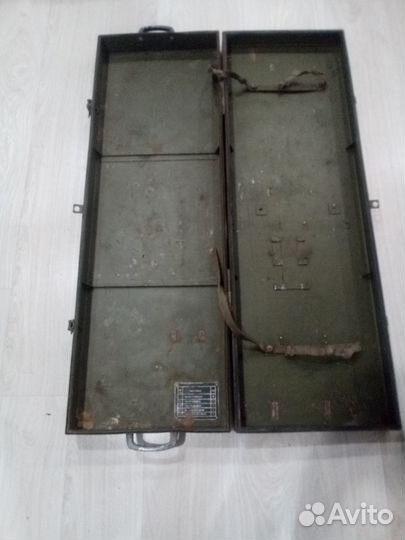 Ящик металлический,сейф