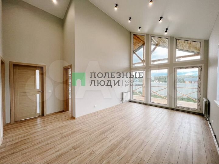 Дом 102 м² на участке 10 сот.