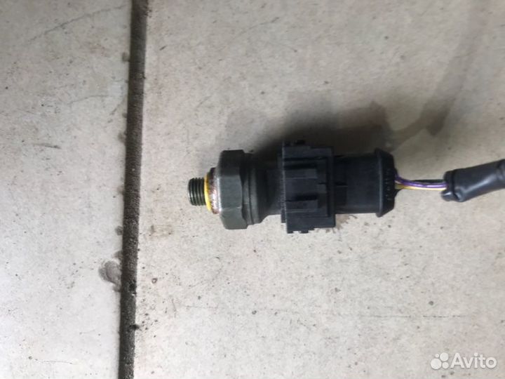 Датчик давления кондиционера Volvo V40