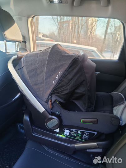 Автомобильное кресло nuna pipa next