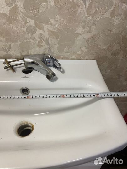 Раковина с тумбой+смеситель