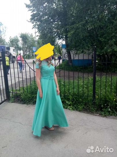 Вечернее платье