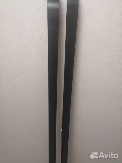 Беговые лыжи atomic