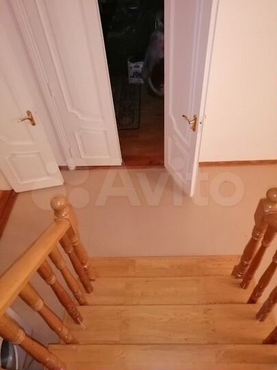 Дом 350 м² на участке 10 сот.