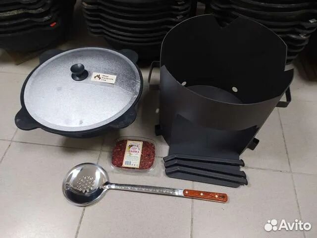 Казан чугунный с печкой