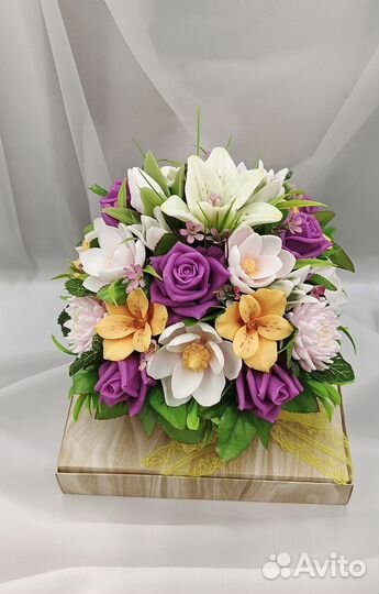 Композиция из мыльных цветов