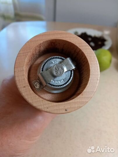 Мельница для перца Peugeot Paris 18 см