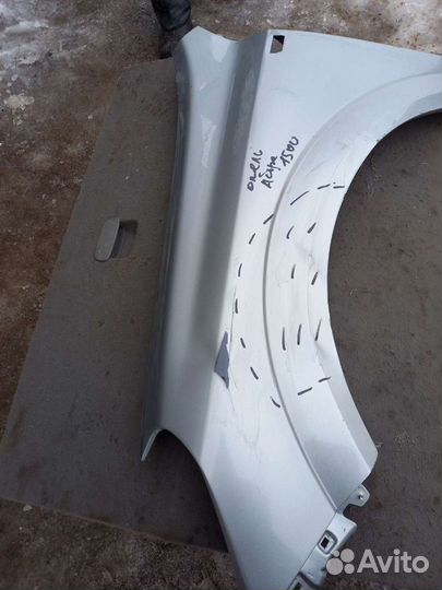 Крыло переднее левое opel astra
