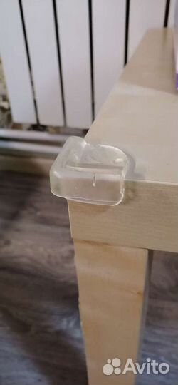 Защитные уголки и фиксаторы дверей