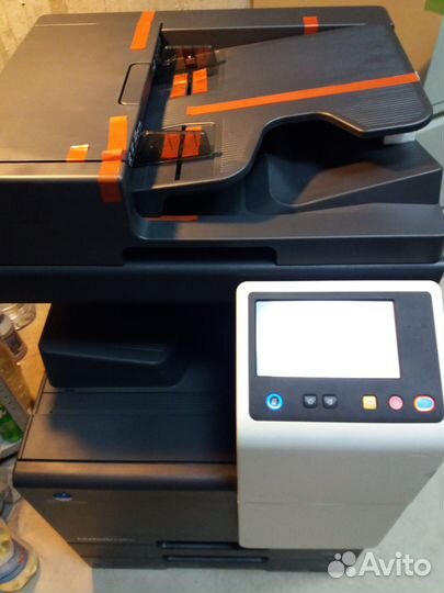 Новая модель цвет. bizhub C257i с автоподатчиком