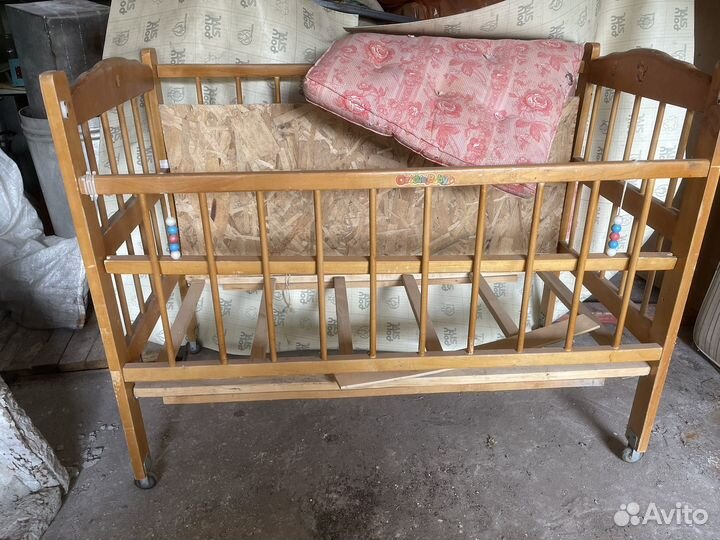 Детская кроватка бесплатно