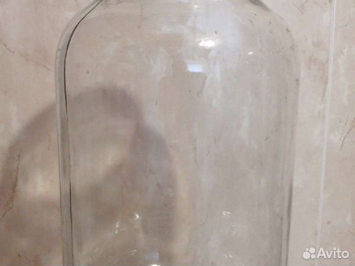 Банка стеклянная 5 литров, в наличии три штуки