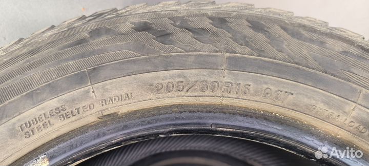 Yokohama Ice Guard IG35 205/60 R16