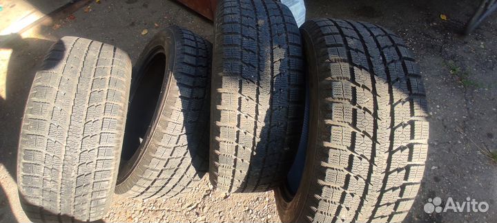 Toyo Observe GSi-5 235/55 R17 99Q