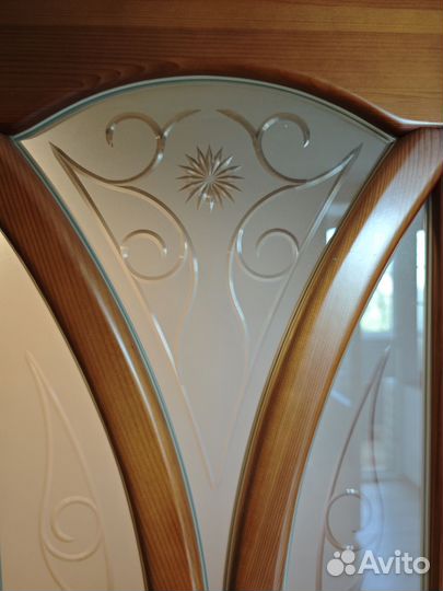 Межкомнатные двери б/у с коробкой
