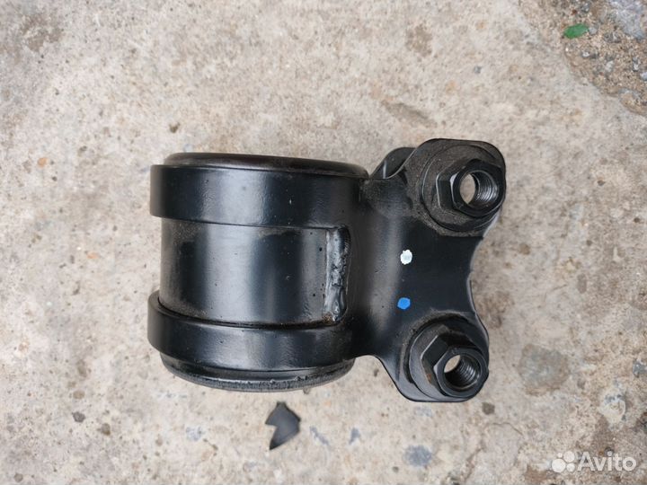 Сайлентблок переднего рычага ford focus 2