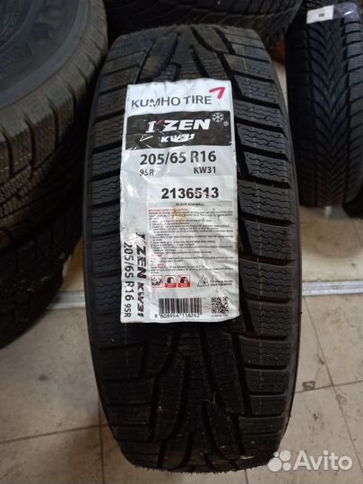 Kumho I'Zen KW31 205/65 R16 95R