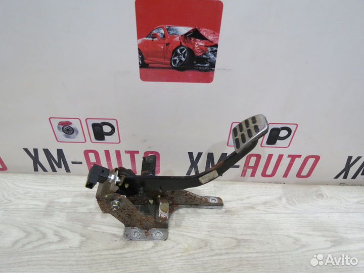 Педаль сцепления Kia Rio 3