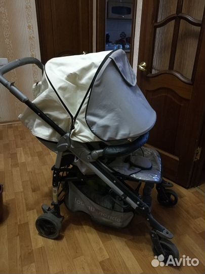 Коляска прогулочная