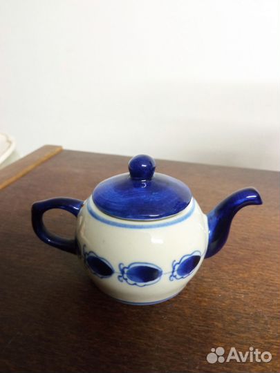 Самовар. Гжель