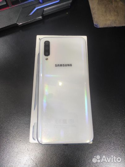 Телефон samsung а 50
