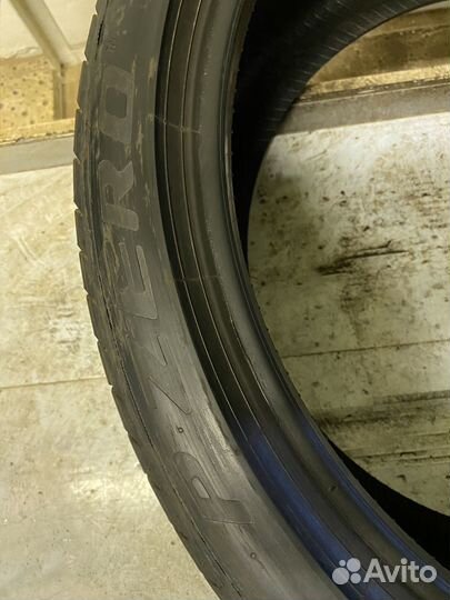 Pirelli P Zero 285/35 R22 Y