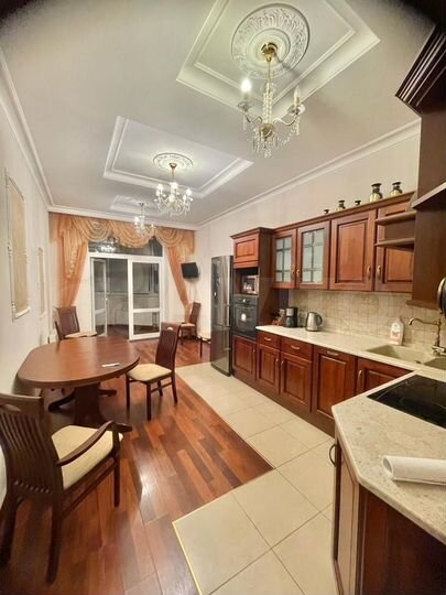 2-к. квартира, 100 м², 8/22 эт.