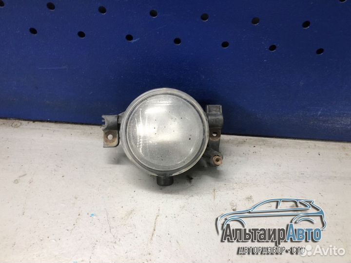 Фара противотуманная левая Ford Focus 2 2007