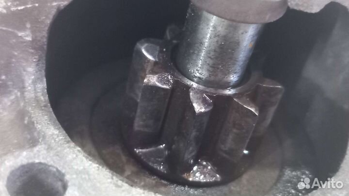 Стартер 1.6 K7M Renault Logan 2