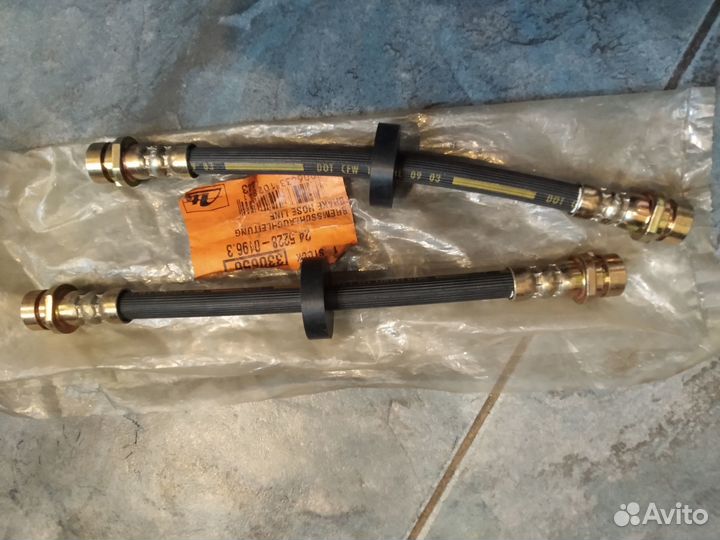 Тормозные шланги задние на Ford Focus1