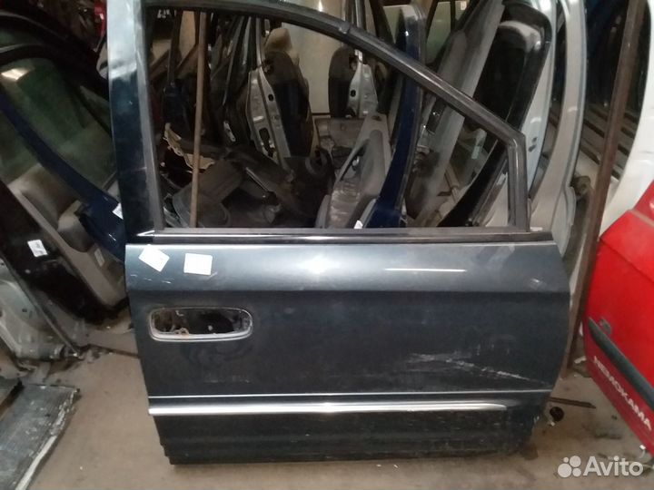 Chrysler Town Country 2002 дверь передняя