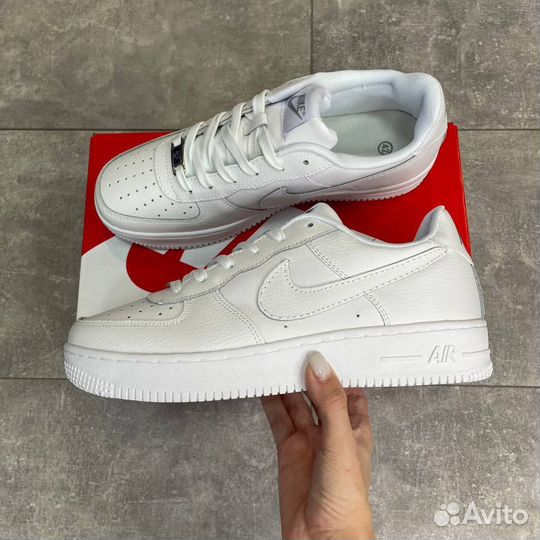 Nike air force 1 white