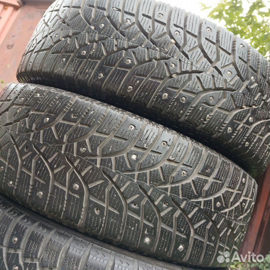 Bridgestone Blizzak Spike-02 175/65 R14